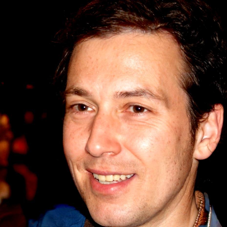 Patricio Mendoza, experto en técnicas de iluminación